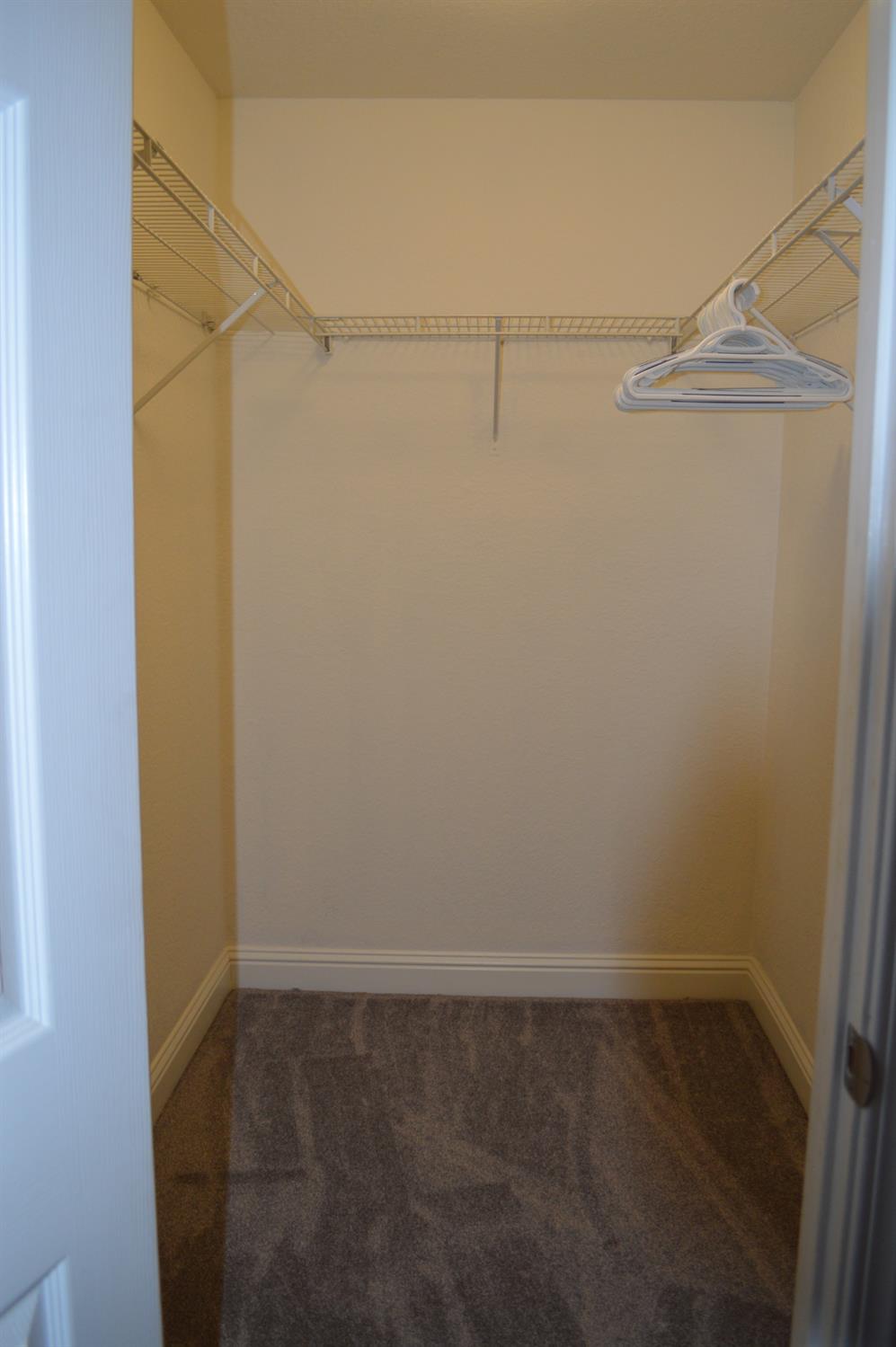 2881 Huntington Boulevard, Unit 235 Fresno, CA 93721 - Photo 12 of 34