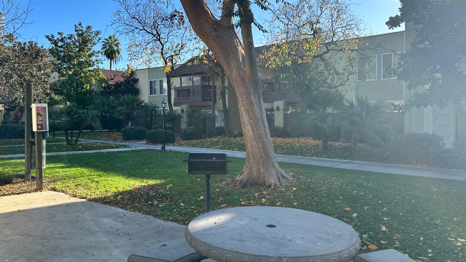 2881 Huntington Boulevard, Unit 235 Fresno, CA 93721 - Photo 22 of 34