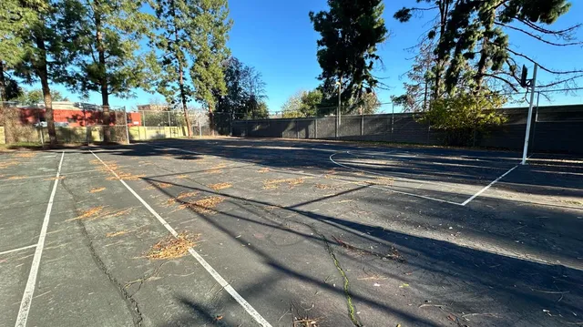 $235,000 | 2881 Huntington Boulevard, Unit 235, Fresno, CA 93721