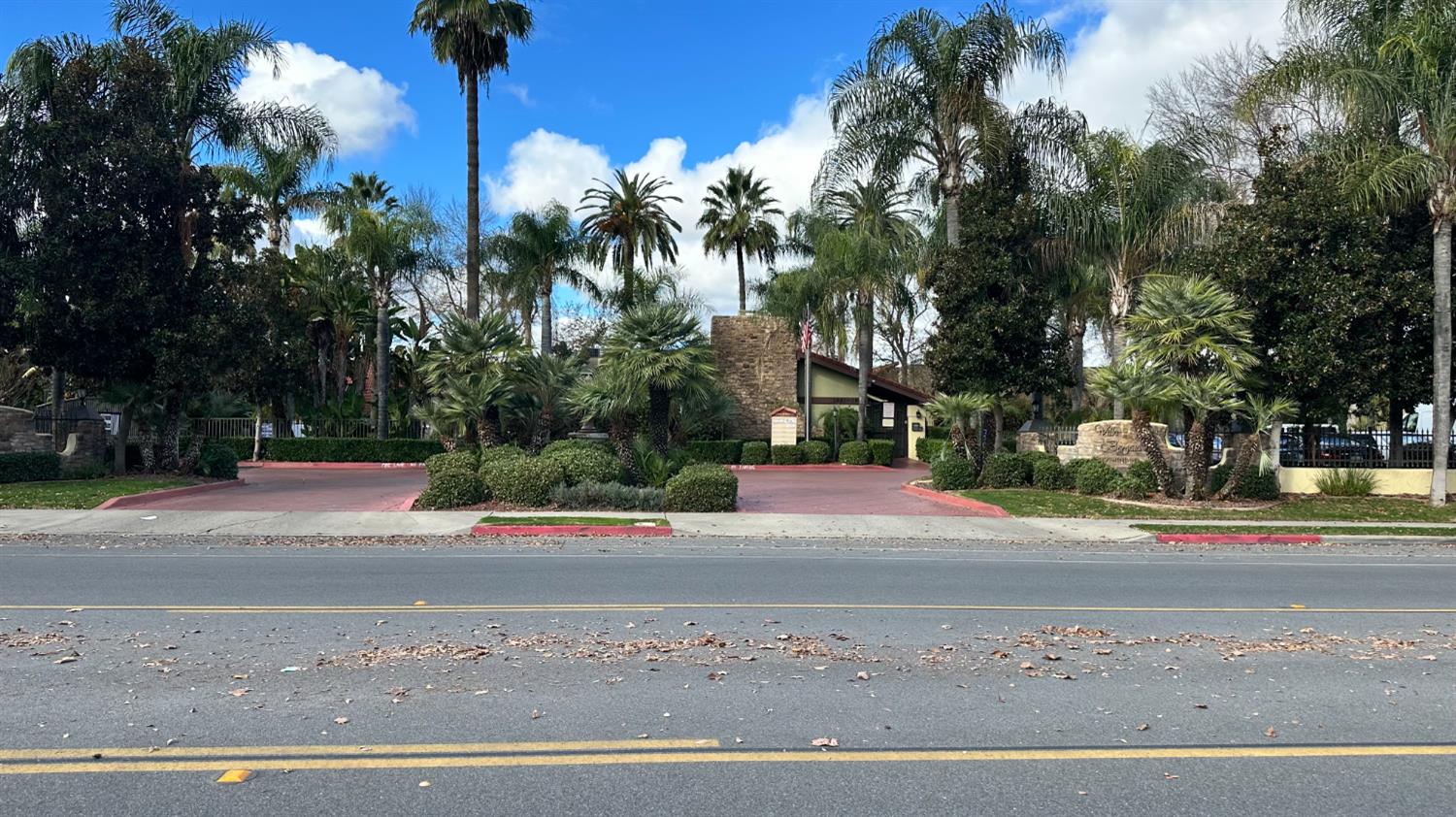 2881 Huntington Boulevard, Unit 235 Fresno, CA 93721 - Photo 33 of 34