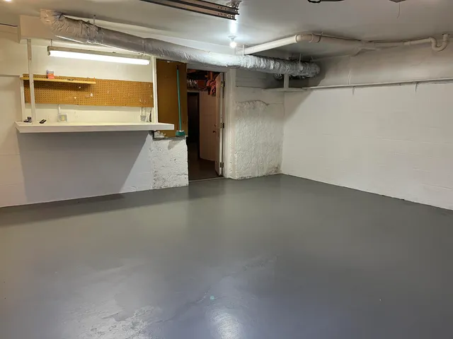 a view of a room with an empty space