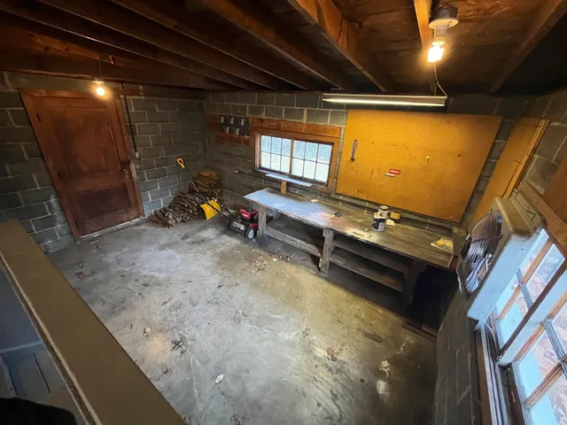 $354,500 | 826 Red Lane, Salem, VA 24153