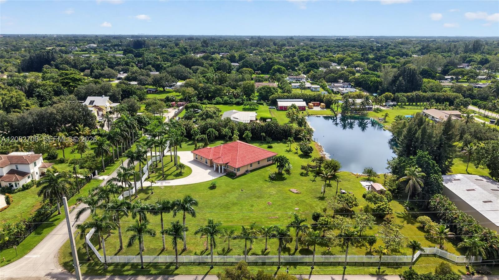 6110 Southwest 190th Avenue Southwest Ranches, FL 33332 - Photo 6 of 29 Gallery Image 6