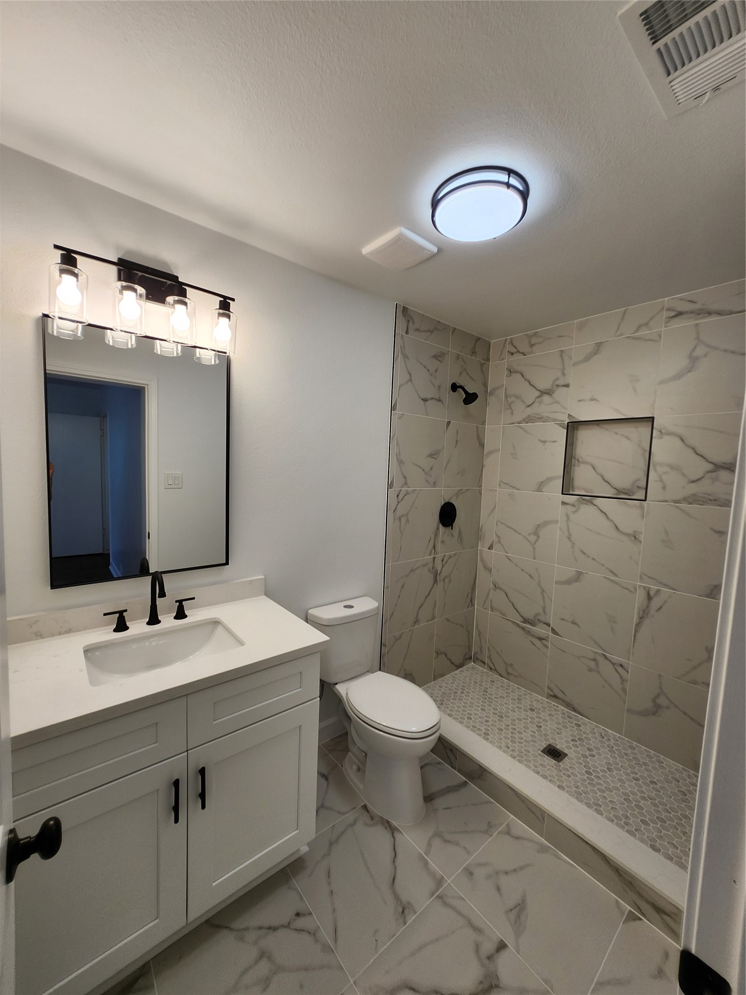 1635 Wilde Rock Way Houston, TX 77018 - Photo 23 of 27