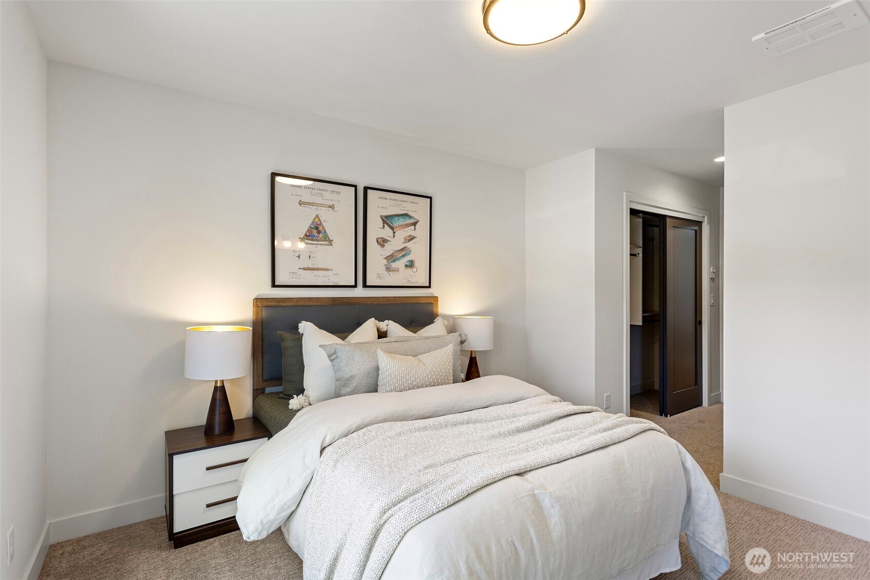 4430 Dayton Avenue North Seattle, WA 98103 - Photo 11 of 39
