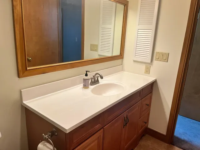 $795,000 | 2 A Townhouse Square, Unit T4, West Dover, VT 05356