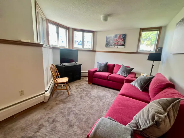 $795,000 | 2 A Townhouse Square, Unit T4, West Dover, VT 05356