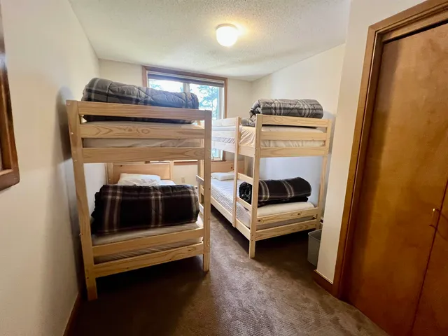 $795,000 | 2 A Townhouse Square, Unit T4, West Dover, VT 05356