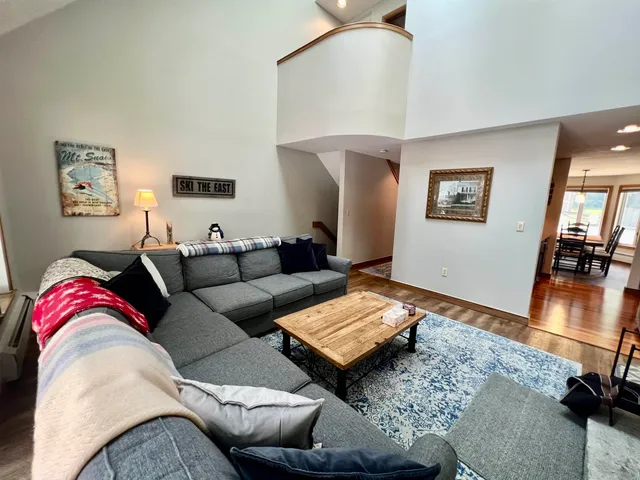 $795,000 | 2 A Townhouse Square, Unit T4, West Dover, VT 05356