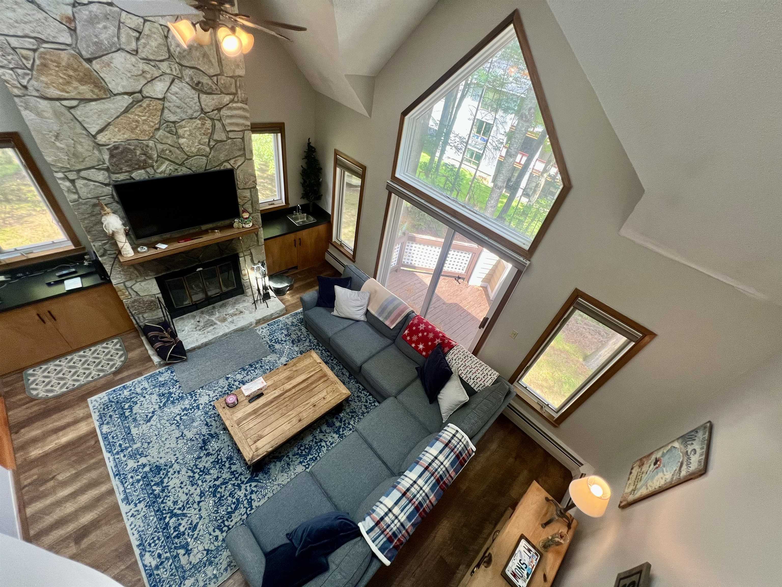 2 A Townhouse Square, Unit T4 West Dover, VT 05356 - Photo 6 of 59