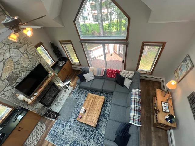 $795,000 | 2 A Townhouse Square, Unit T4, West Dover, VT 05356