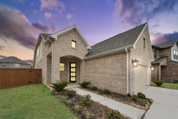 $2,500 | 804 Lake Lacosta Drive, Katy, TX 77493