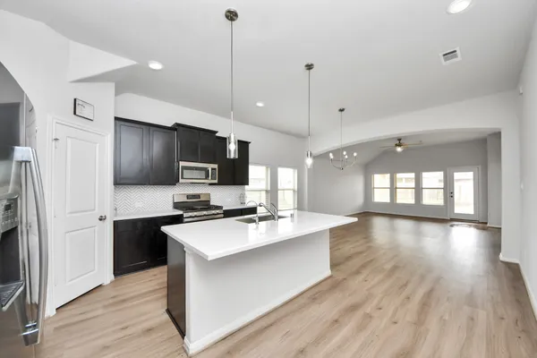 $2,500 | 804 Lake Lacosta Drive, Katy, TX 77493