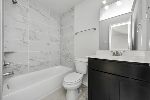 $2,500 | 804 Lake Lacosta Drive, Katy, TX 77493