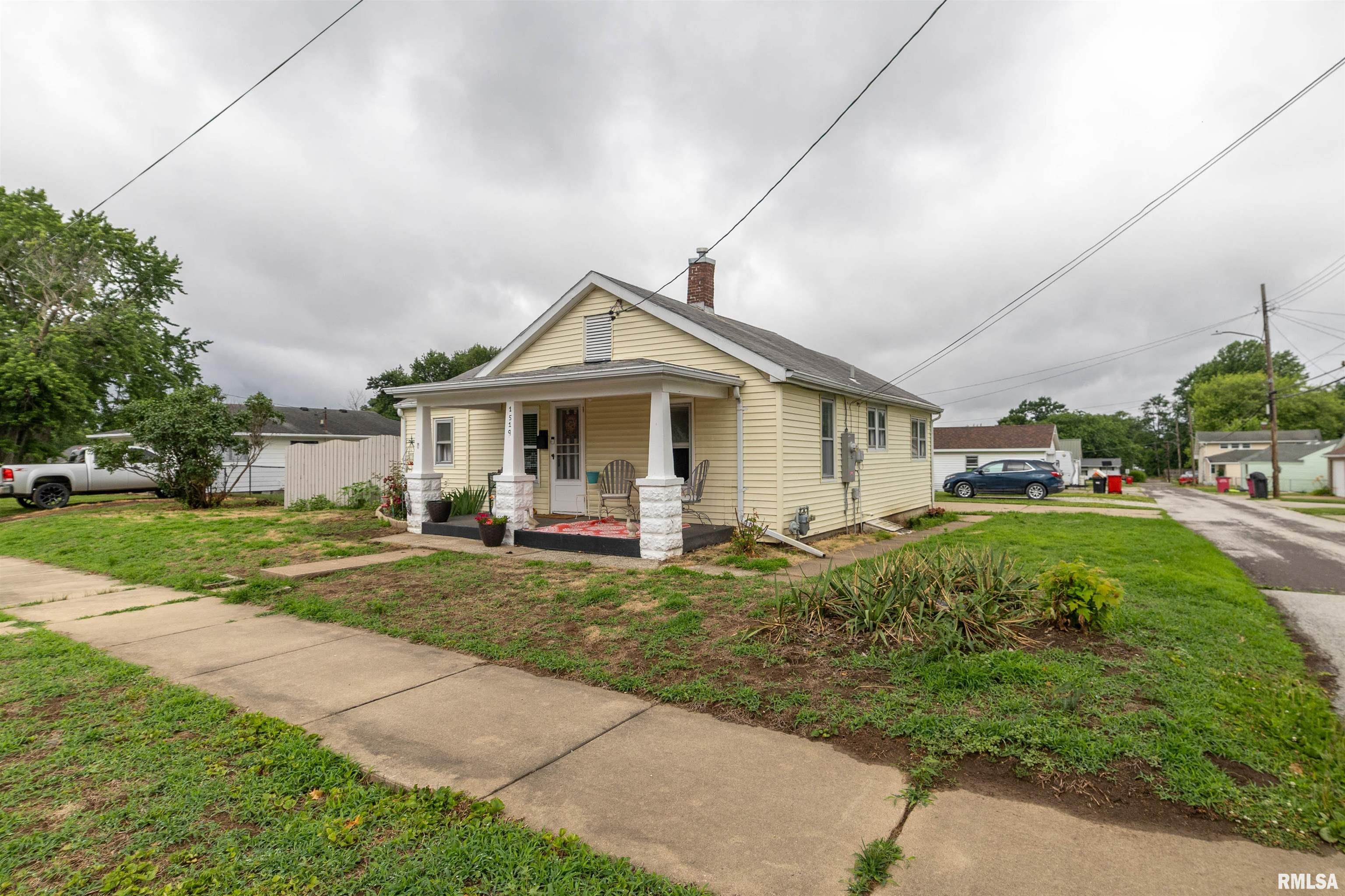 1519 North 15th Street Quincy, IL 62301 - Photo 2 of 24
