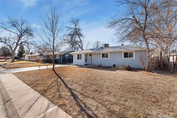 $3,395 | 3741 South Fox Street, Englewood, CO 80110