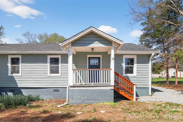 $1,600 | 510 South 12th Street, Unit B, Bessemer City, NC 28016
