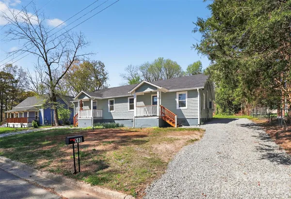$1,650 | 510 South 12th Street, Unit B, Bessemer City, NC 28016