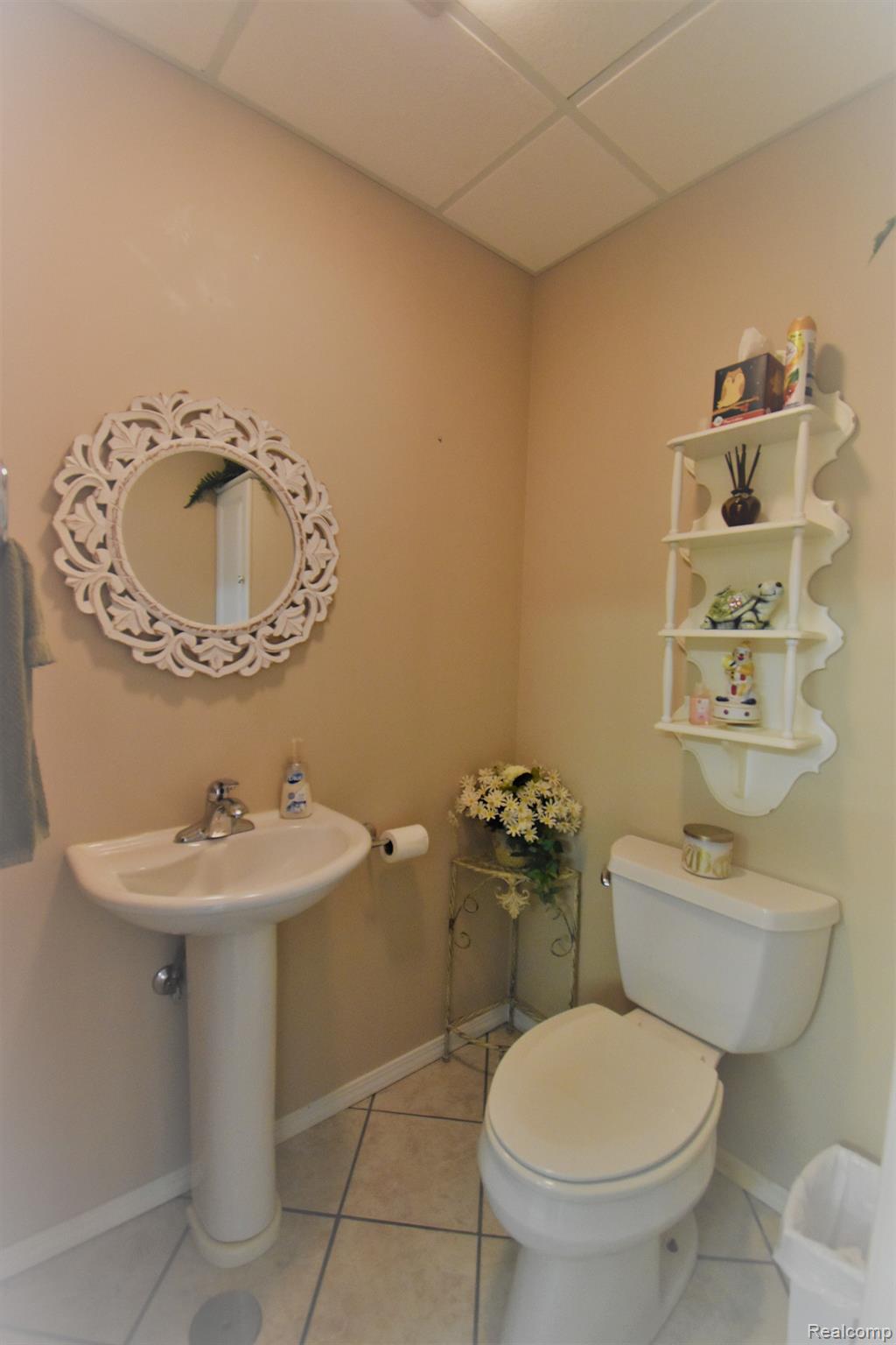 9797 Cedar Lake Road Pinckney, MI 48169 - Photo 19 of 24 Gallery Image 19
