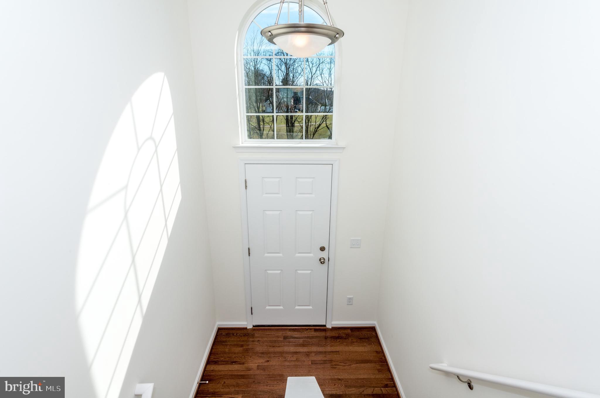 1251 Maple Lane Hanover, PA 17331 - Photo 5 of 23 Similar Photo