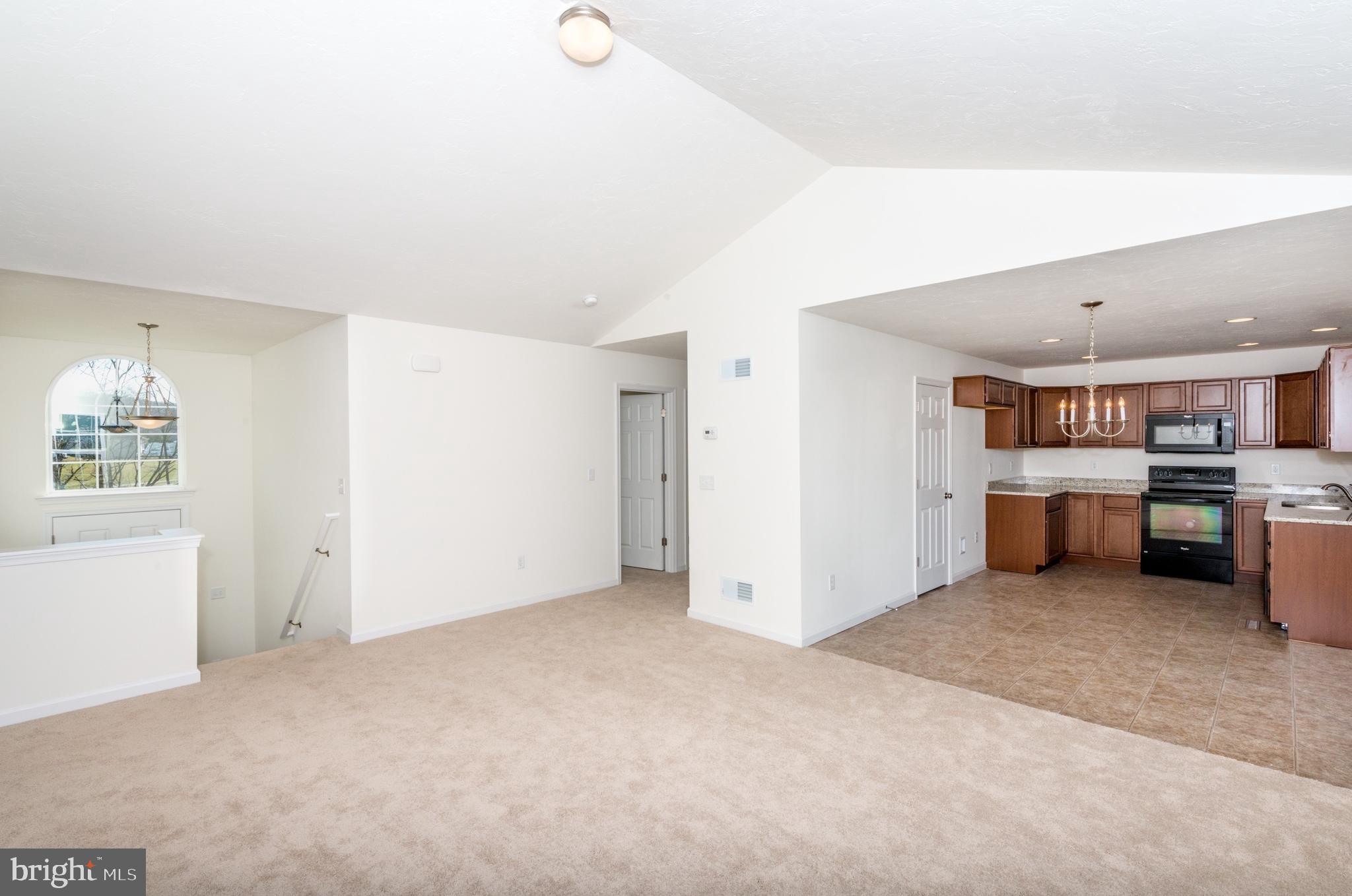 1251 Maple Lane Hanover, PA 17331 - Photo 9 of 23 Similar Photo