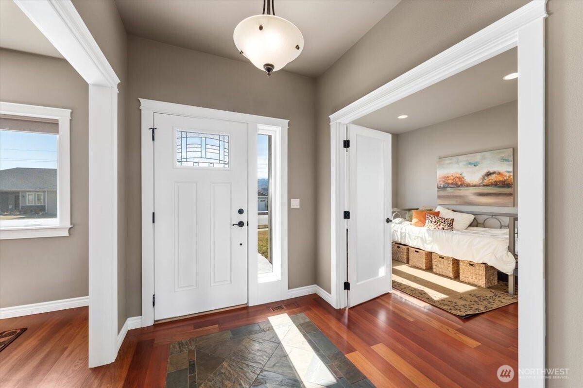 819 Autumn Crest Drive Wenatchee, WA 98801 - Photo 12 of 38