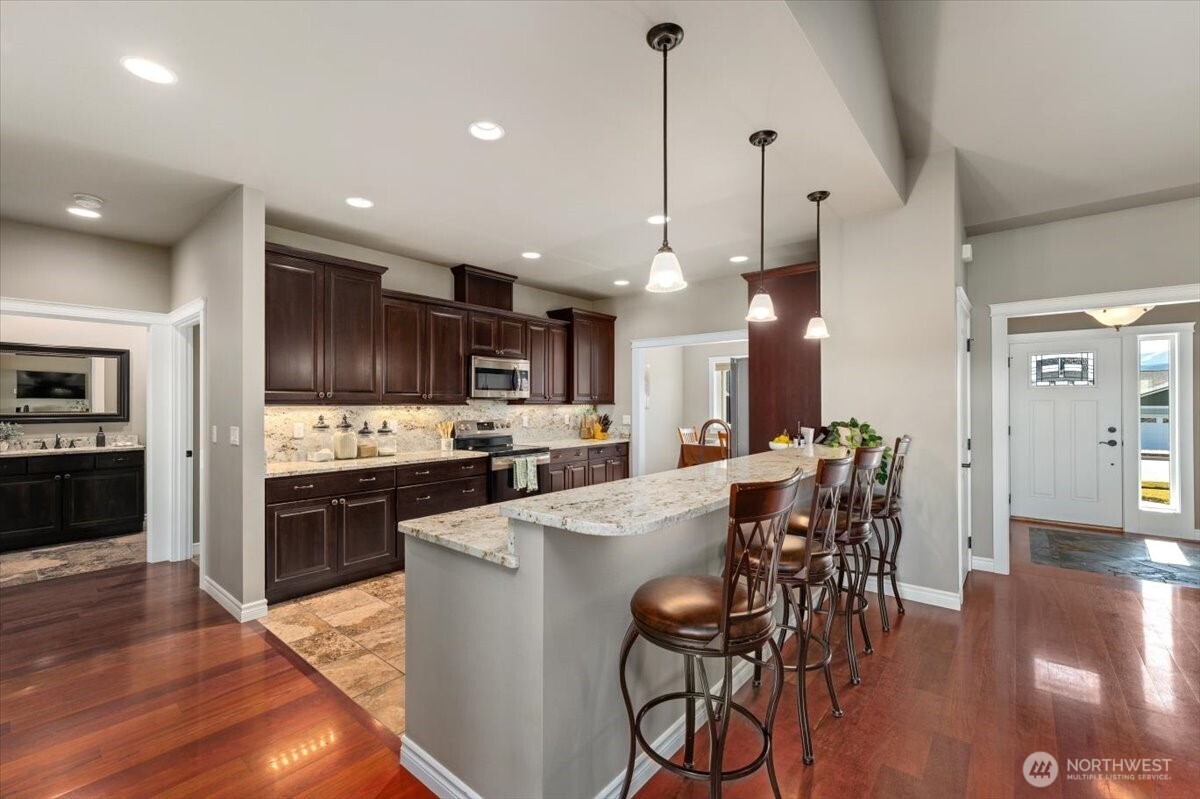 819 Autumn Crest Drive Wenatchee, WA 98801 - Photo 17 of 38