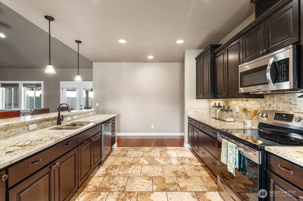 819 Autumn Crest Drive Wenatchee, WA 98801 - Photo 20 of 38