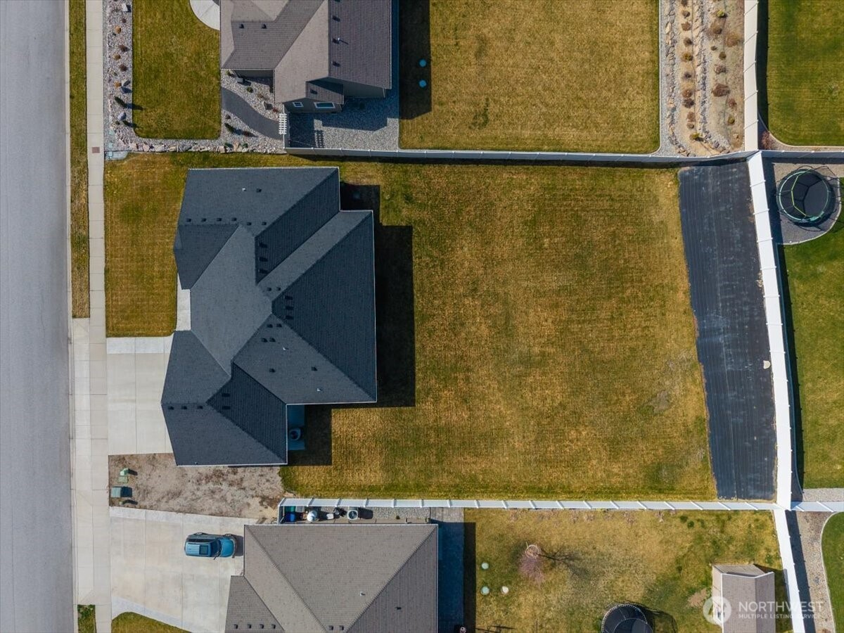 819 Autumn Crest Drive Wenatchee, WA 98801 - Photo 8 of 38