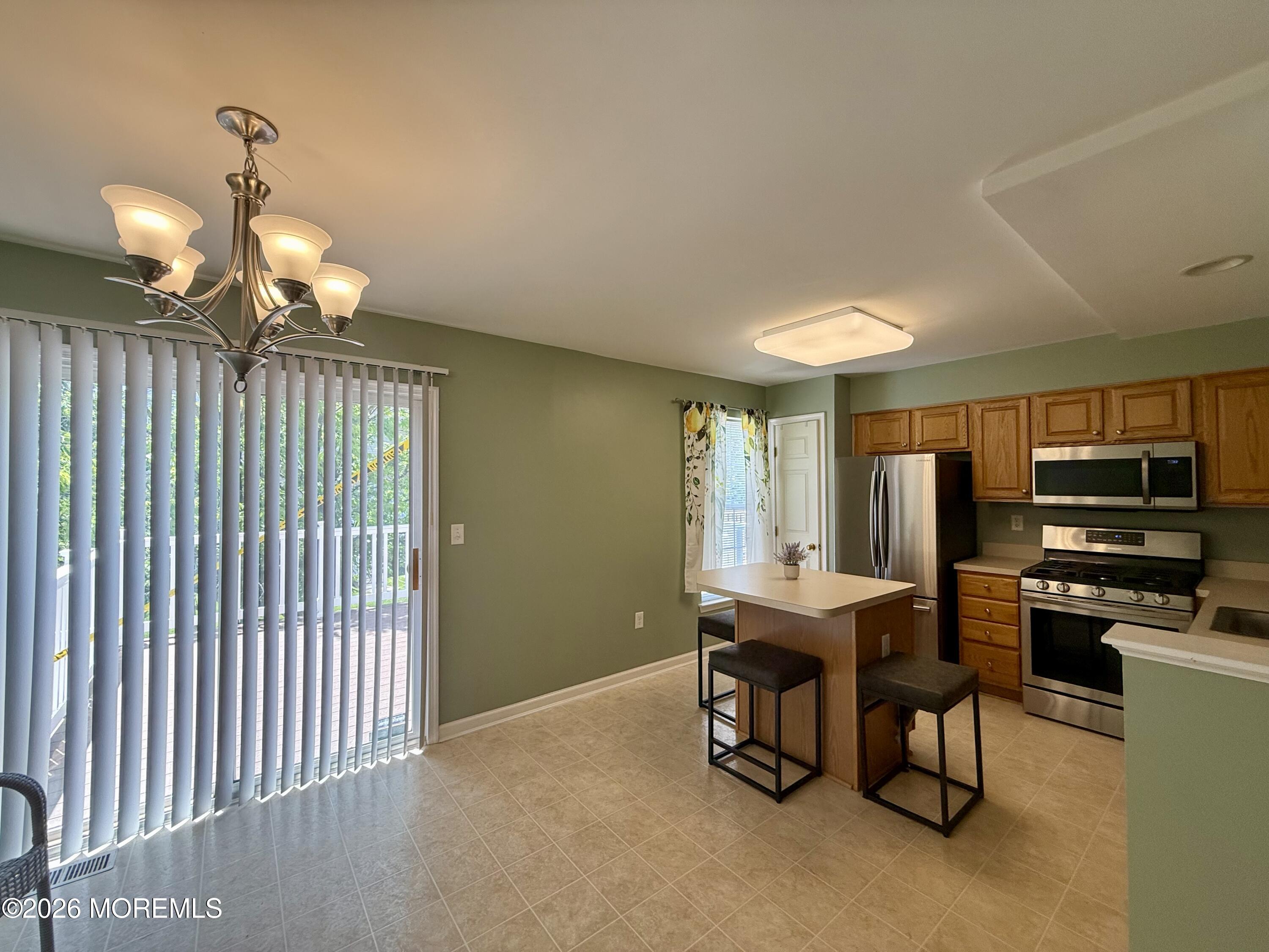 28 Abby Road Farmingdale, NJ 07727 - Photo 2 of 17 Kitchen