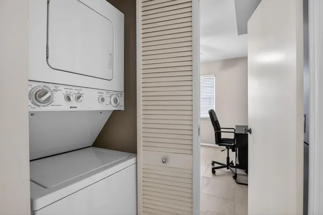 $134,999 | 2003 Granada Drive, Unit L4, Coconut Creek, FL 33066