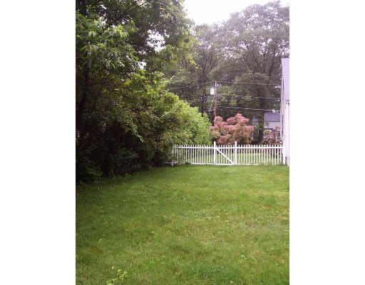 83 Chesterfield Road Northborough, MA 01532 - Photo 3 of 14 Gallery Image 3