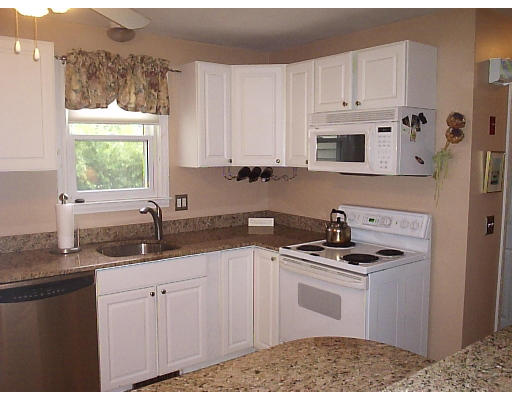 83 Chesterfield Road Northborough, MA 01532 - Photo 5 of 14 Gallery Image 5