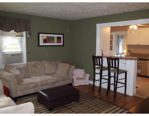 83 Chesterfield Road Northborough, MA 01532 - Photo 10 of 14 Gallery Image 10