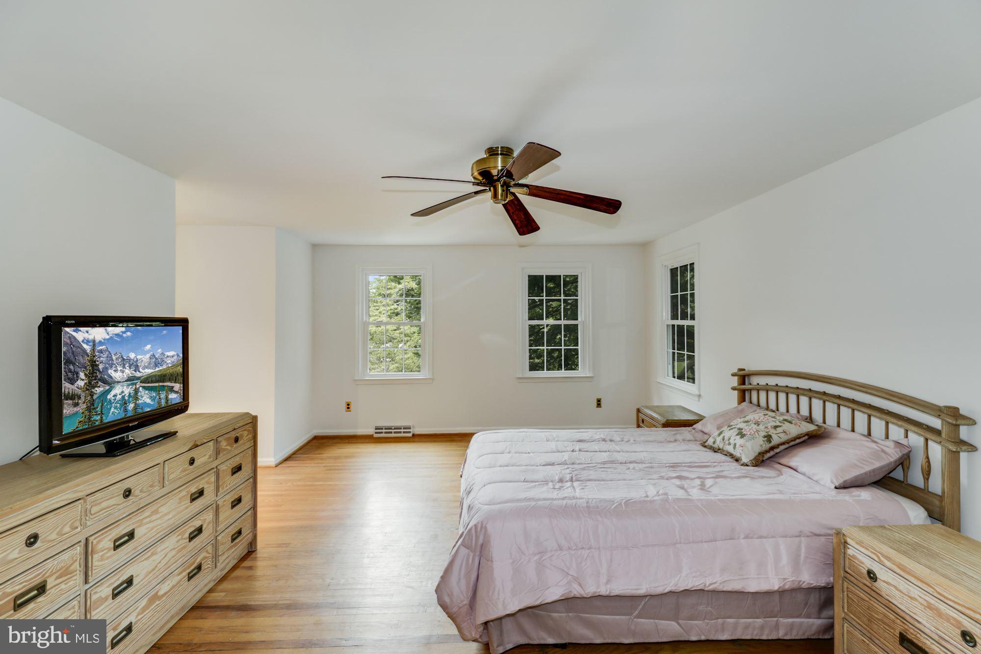 554 Sentinel Road Moorestown, NJ 08057 - Photo 16 of 40