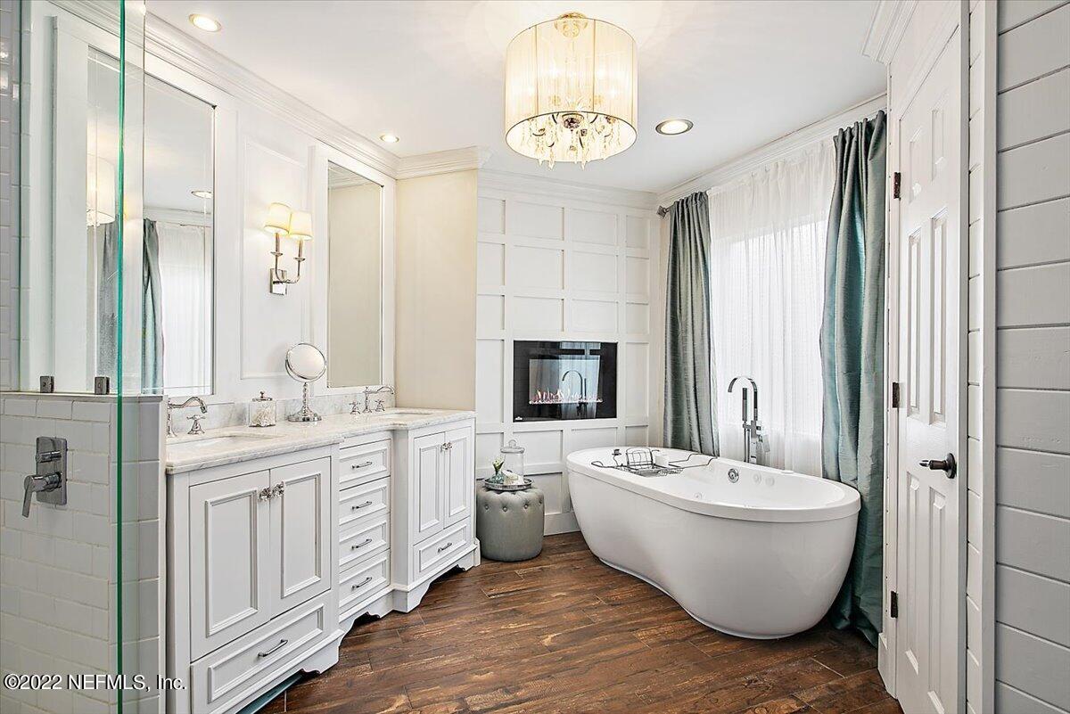 3144 East Banister Road St. Augustine, FL 32092 - Photo 19 of 43 19-Primary Bathroom
