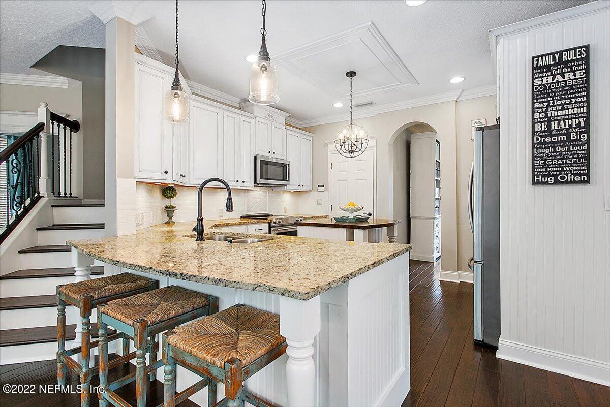 3144 East Banister Road St. Augustine, FL 32092 - Photo 9 of 43 09-Kitchen