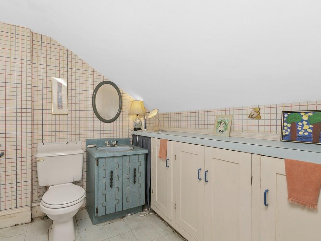 48 Caldwell Road Waltham, MA 02453 - Photo 28 of 38 Gallery Image 28