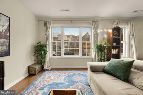$765,000 | 1636 South Taylor Street, Arlington, VA 22204