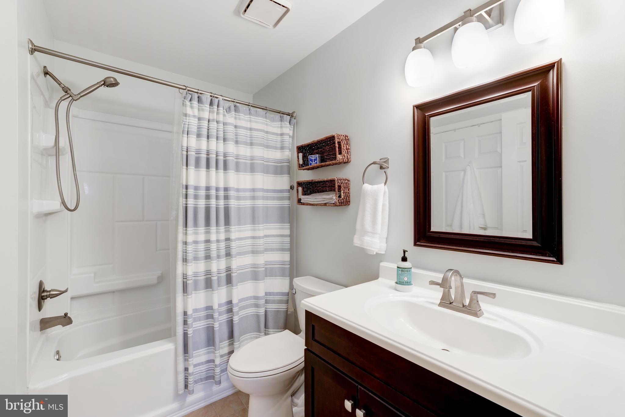 12012 Golf Ridge Court, Unit 102 Fairfax, VA 22033 - Photo 23 of 41