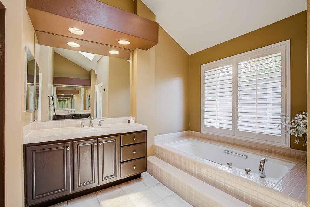 39 Argos Laguna Niguel, CA 92677 - Photo 21 of 31