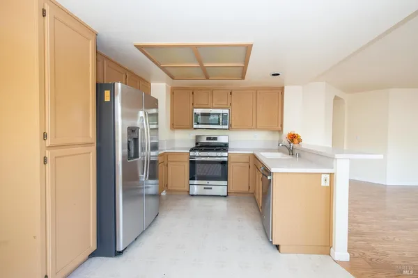 $829,000 | 7036 Edinburgh Court, Windsor, CA 95492