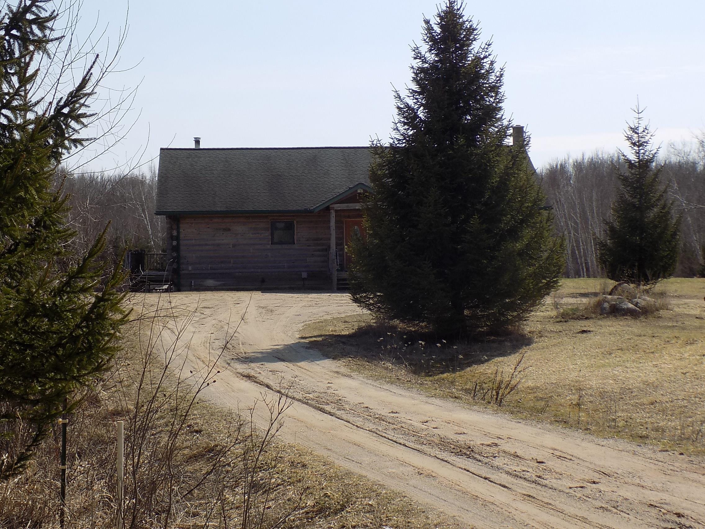 4865 Schmidt Road Gladwin, MI 48624 - Photo 3 of 38
