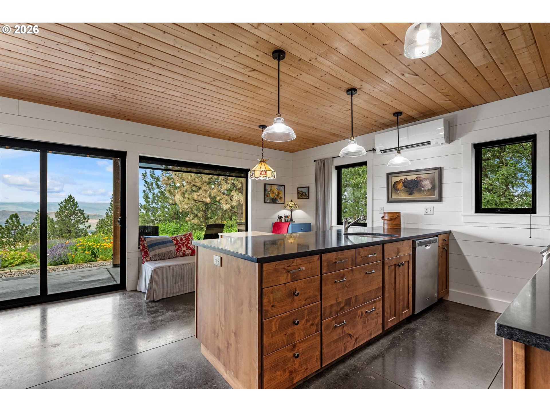 70170 Fletcher Lane Cove, OR 97824 - Photo 15 of 48