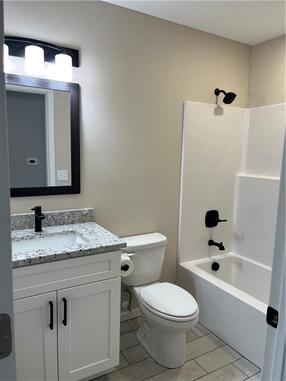 31179 Metcalf Road Louisburg, KS 66053 - Photo 13 of 24