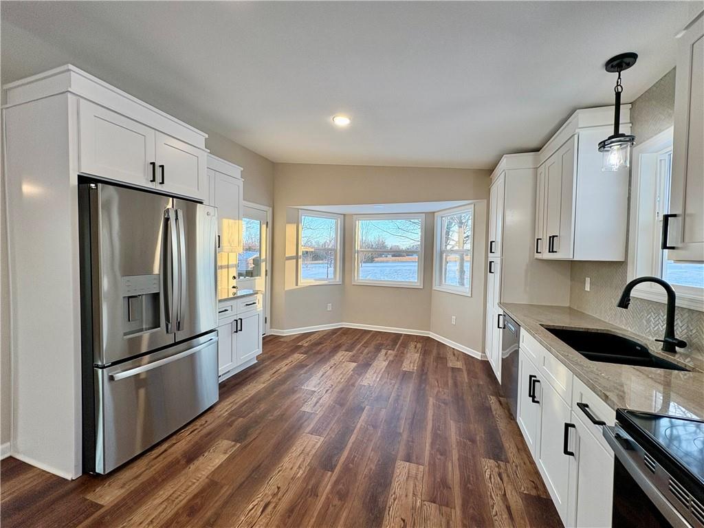 31179 Metcalf Road Louisburg, KS 66053 - Photo 6 of 24