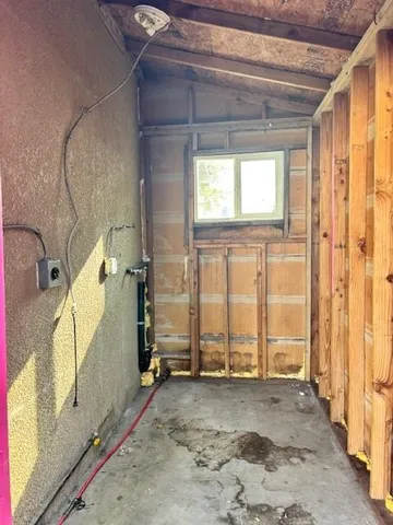 a view of a storage & utility room