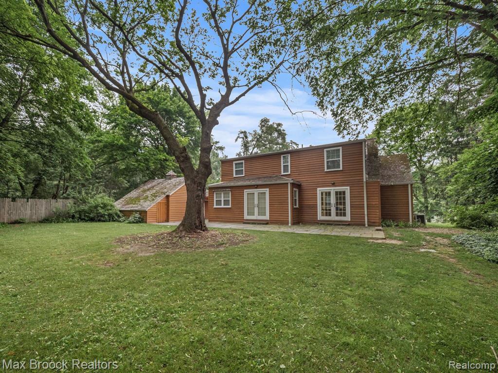 27180 Wellington Road Franklin, MI 48025 - Photo 5 of 29