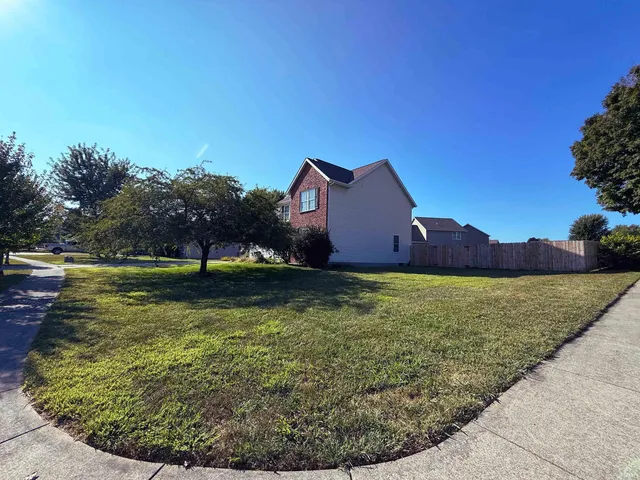 $375,000 | 7102 West Pinnacle Drive, Bloomington, IN 47404