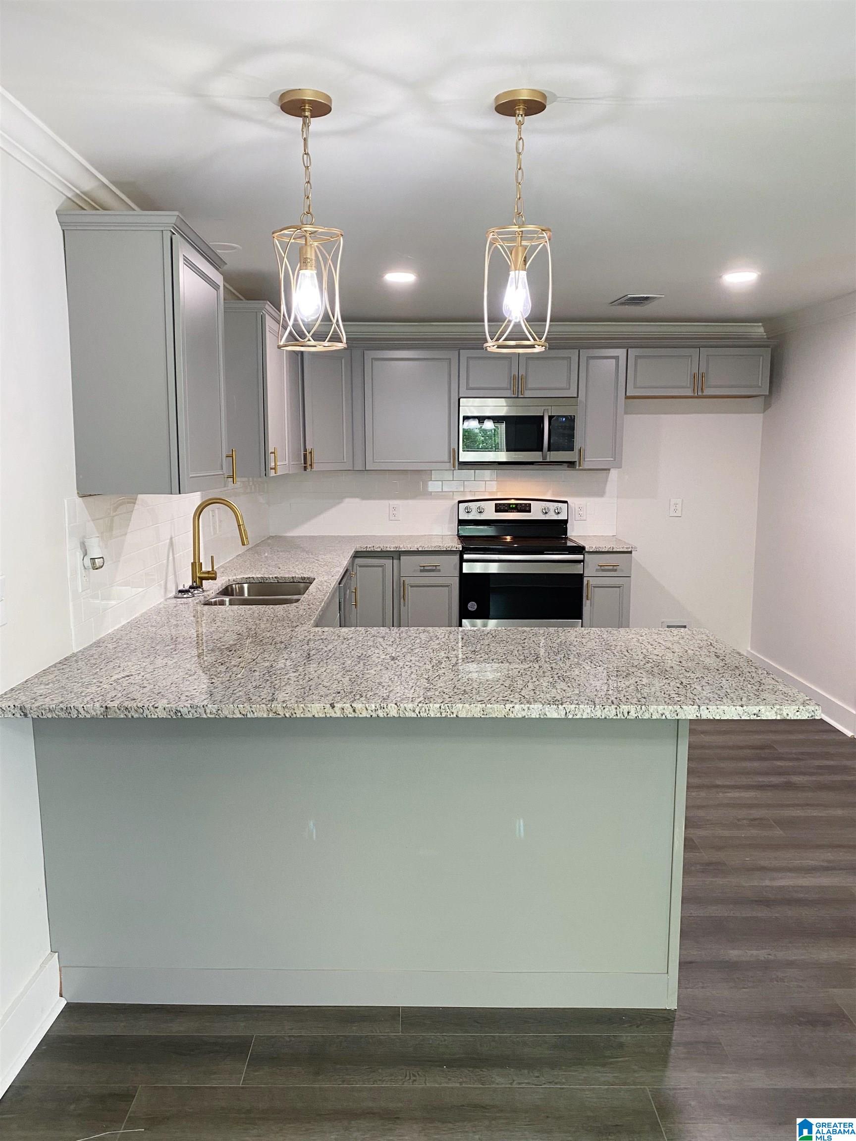 268 Seloca Road Warrior, AL 35180 - Photo 3 of 16